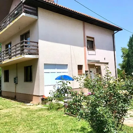 Habibi With Big Garden And Free Parking Willa Sarajewo